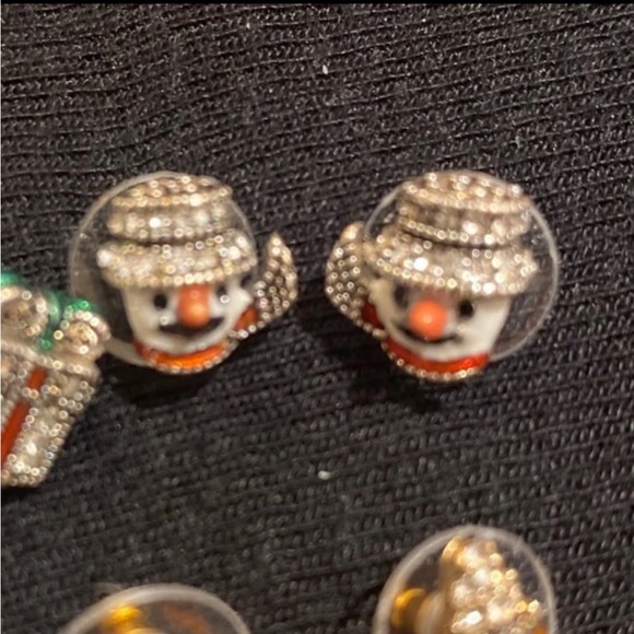 Festive Holiday Earrings Set - Picture 3 of 4